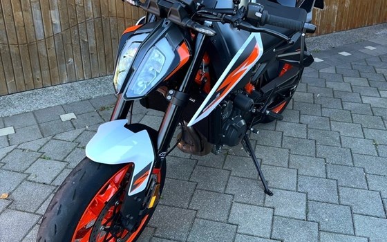 Gebrauchtmotorrad KTM 890 Duke R - Bild 4