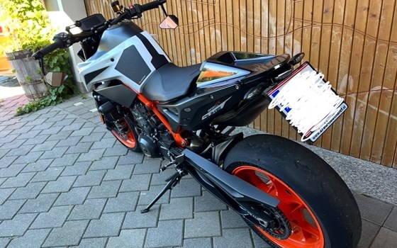 Gebrauchtmotorrad KTM 890 Duke R - Bild 5