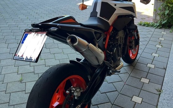 Gebrauchtmotorrad KTM 890 Duke R - Bild 6