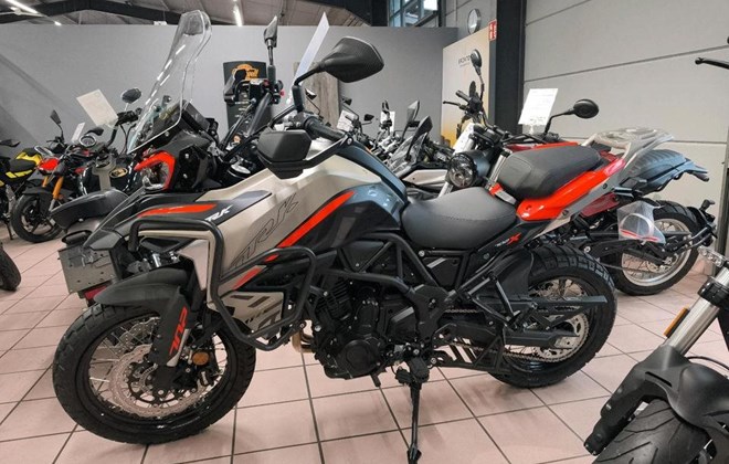 Benelli TRK 702 X