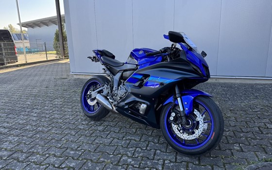 Gebrauchtmotorrad Yamaha R7 - Bild 1