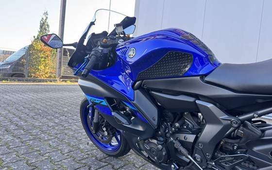Gebrauchtmotorrad Yamaha R7 - Bild 16