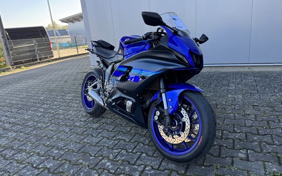 Gebrauchtmotorrad Yamaha R7 - Bild 2