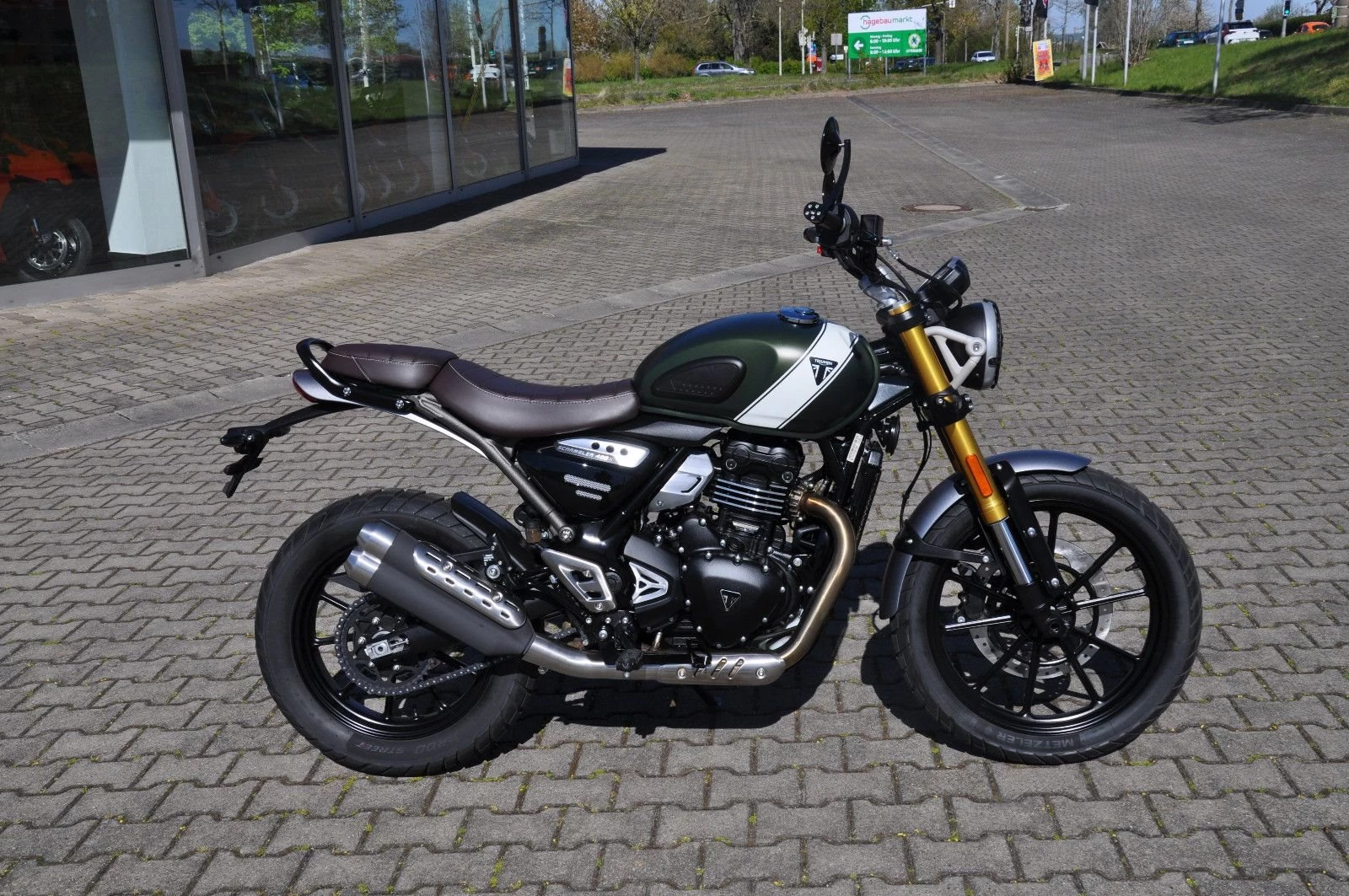 Triumph Scrambler 400 X