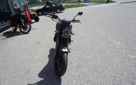 Gebrauchtmotorrad Benelli Leoncino 125 - Bild 5