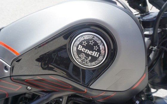 Gebrauchtmotorrad Benelli Leoncino 125 - Bild 7
