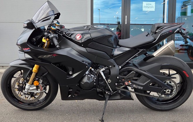 Honda CBR1000RR-R Fireblade SP
