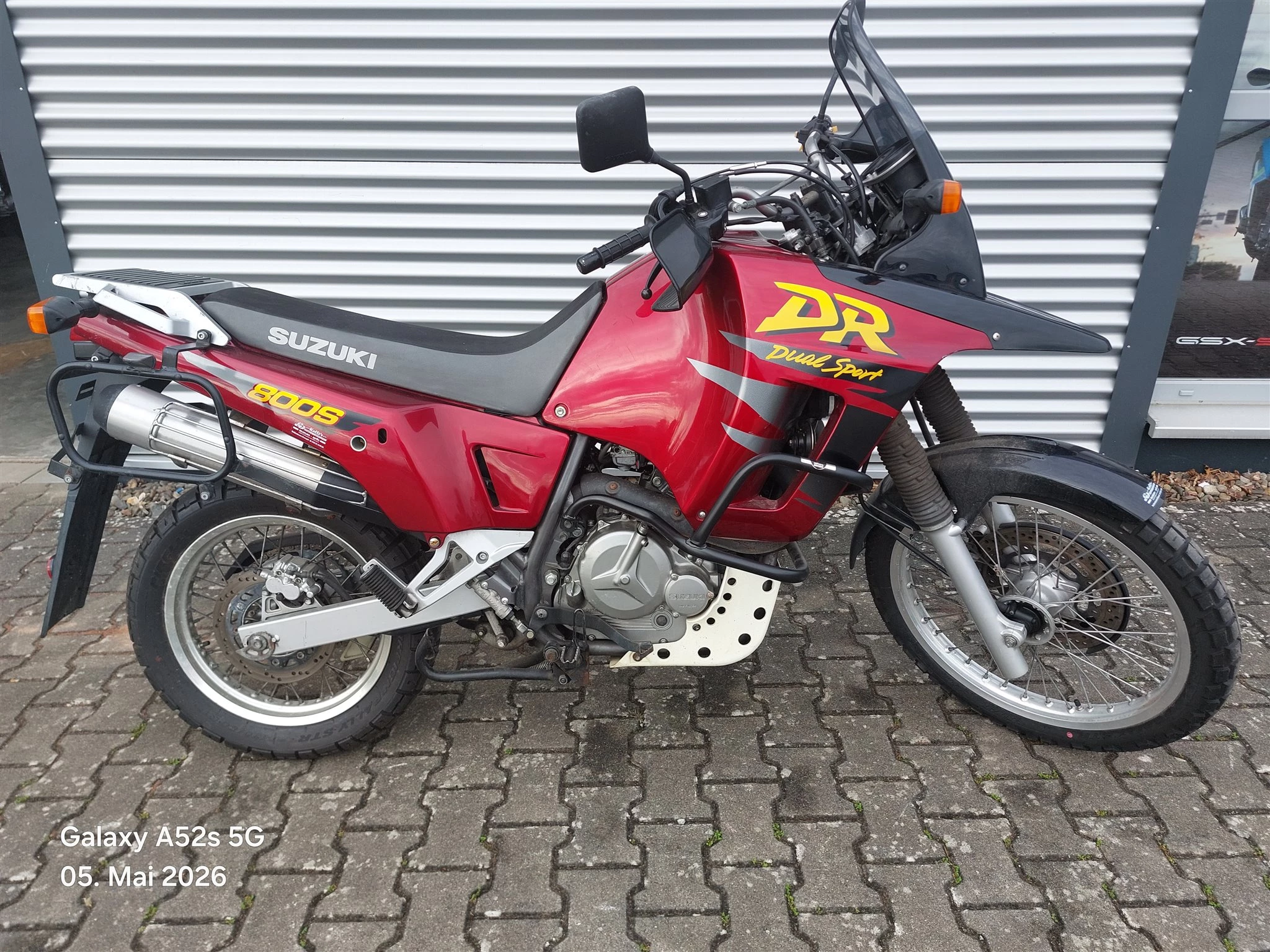 Suzuki DR 800 S