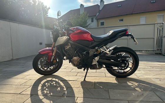 Gebrauchtmotorrad Honda CB650R - Bild 2