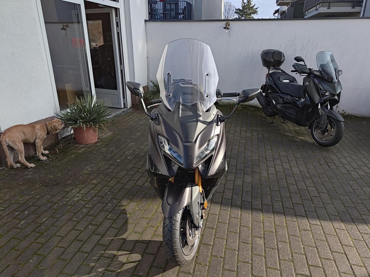 Yamaha TMAX Tech MAX