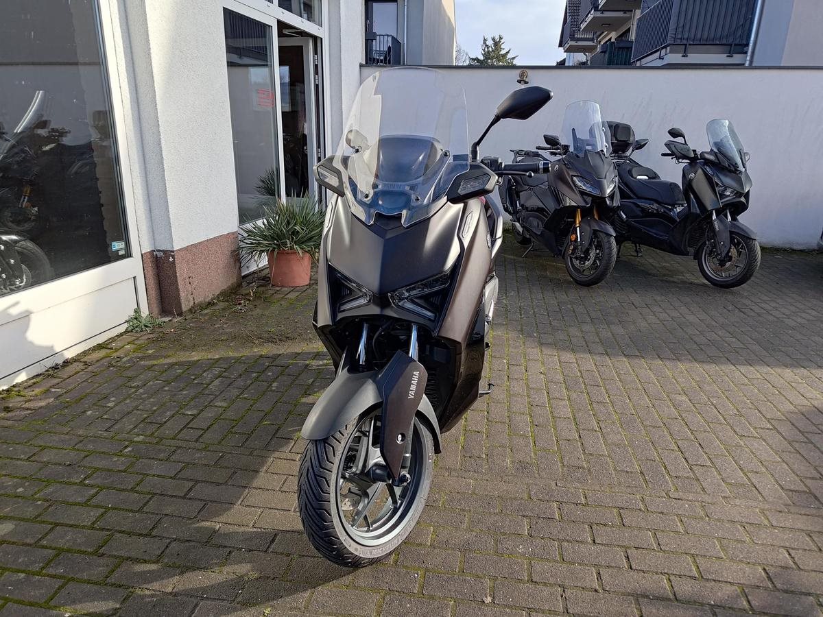 Yamaha XMAX 300 Tech MAX+