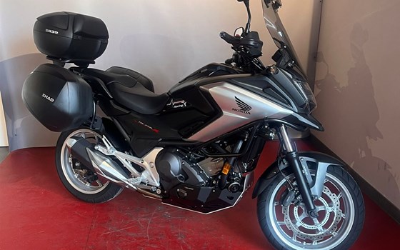Gebrauchtmotorrad Honda NC750X DCT - Bild 1