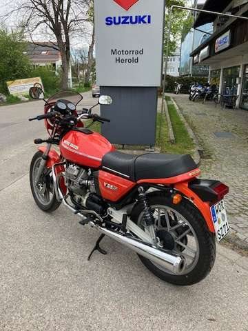 Moto Guzzi V 65