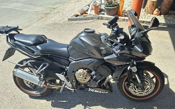 Gebrauchtmotorrad Yamaha FZ1 Fazer - Bild 1