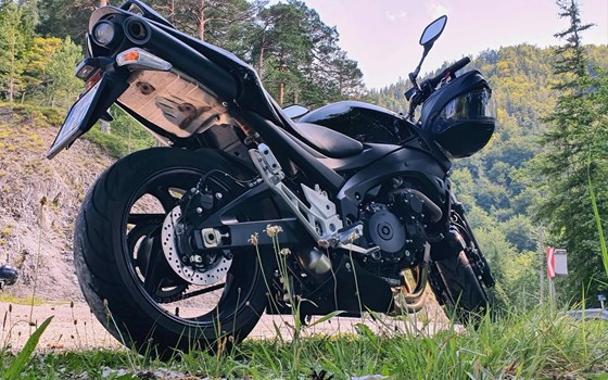 Gebrauchtmotorrad Suzuki GSR 600 - Bild 4
