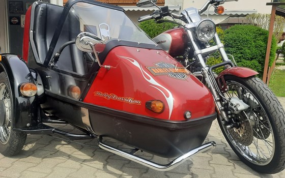 Gebrauchtmotorrad Harley-Davidson Sportster XL 883 C Custom - Bild 13