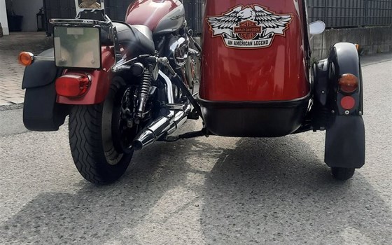 Gebrauchtmotorrad Harley-Davidson Sportster XL 883 C Custom - Bild 17