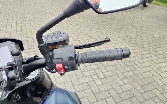Gebrauchtmotorrad Honda CB1000R Black Edition - Bild 11