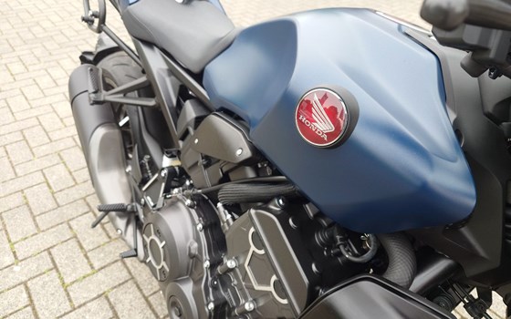 Gebrauchtmotorrad Honda CB1000R Black Edition - Bild 17
