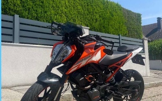 Gebrauchtmotorrad KTM 125 Duke - Bild 1