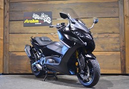Neumotorrad Yamaha TMAX 560 Tech Max