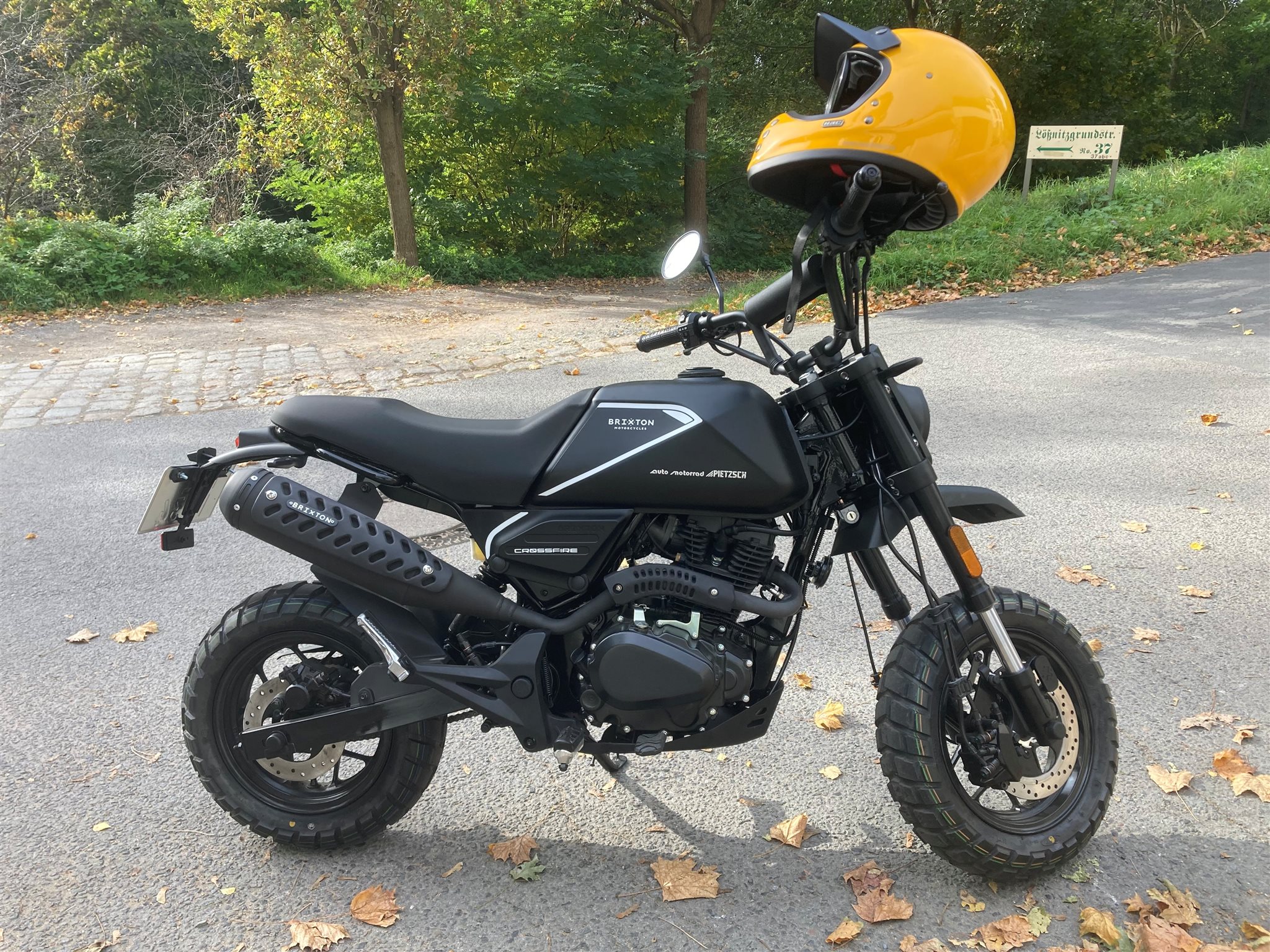 Brixton Crossfire 125 XS