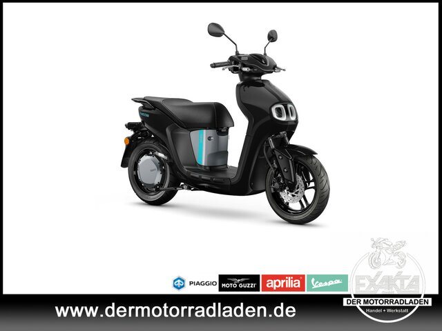 Yamaha NEO's Dual Battery