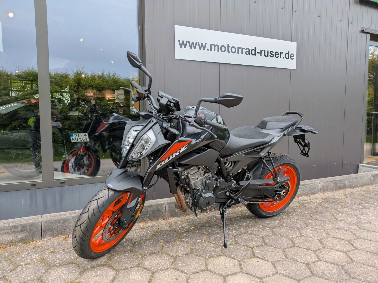 KTM 790 Duke L