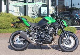 Neumotorrad Kawasaki Z900