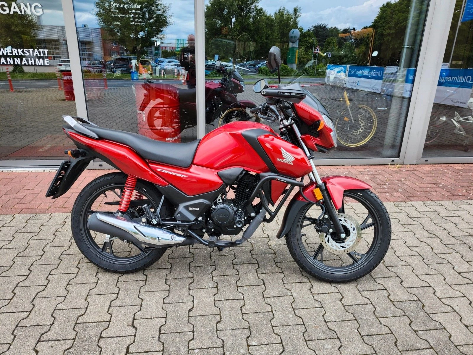 Honda CB125F