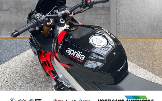 Gebrauchtmotorrad Aprilia Tuono V4 1100 Factory - Bild 5