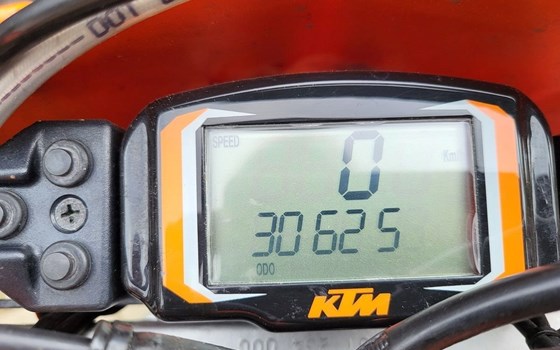 Gebrauchtmotorrad KTM 660 SMC - Bild 5