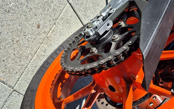 Motorrad Occasion KTM 125 Duke - Bild 13