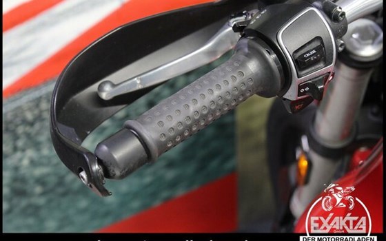 Gebrauchtmotorrad Moto Guzzi V85 TT - Bild 16