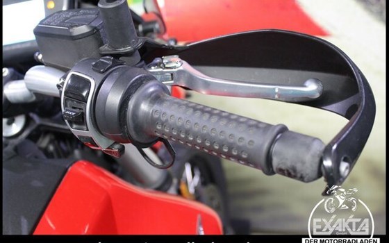 Gebrauchtmotorrad Moto Guzzi V85 TT - Bild 18