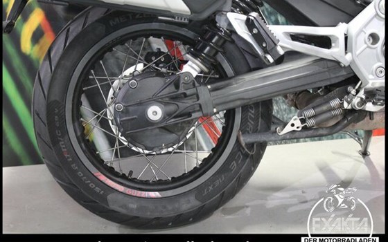 Gebrauchtmotorrad Moto Guzzi V85 TT - Bild 19