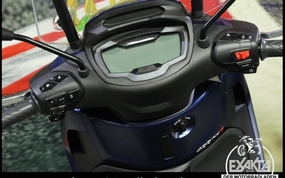 Neufahrzeug Piaggio Beverly 400 - Bild 12