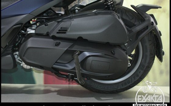 Neufahrzeug Piaggio Beverly 400 - Bild 21