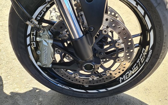 Gebrauchtmotorrad Ducati Monster 797 - Bild 11
