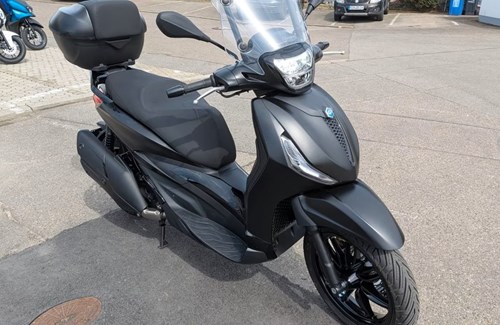 Gebrauchtmotorrad Piaggio Beverly 400