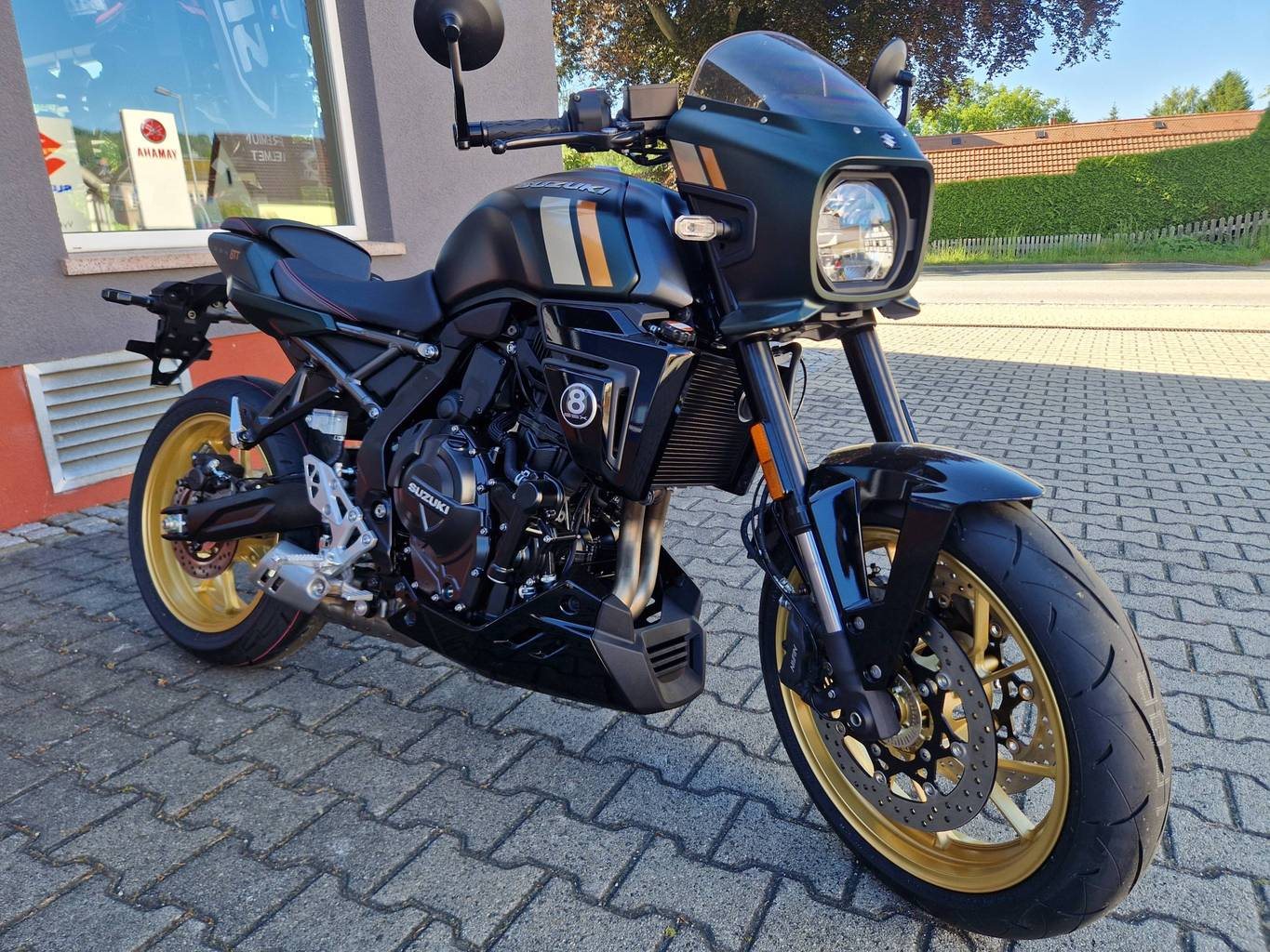 Suzuki GSX-8TT
