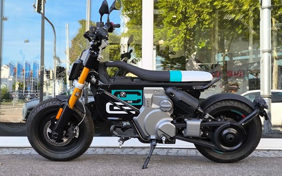 Gebrauchtmotorrad BMW CE 02 11kW - Bild 2