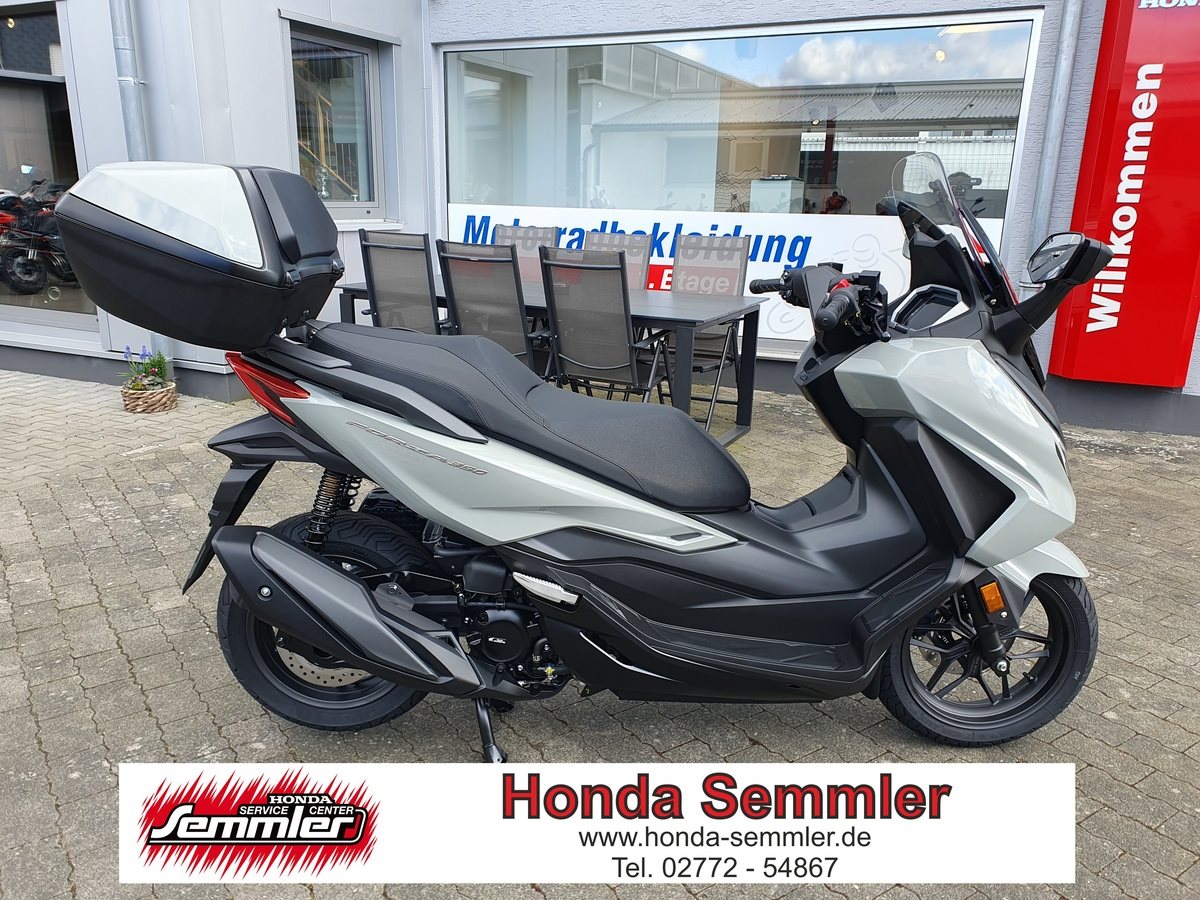 Honda Forza 125