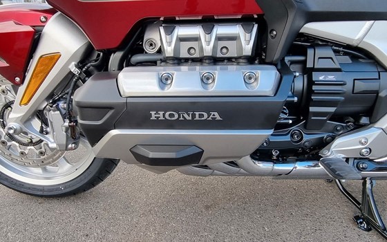 Gebrauchtmotorrad Honda GL 1800 Goldwing Tour DCT - Bild 10