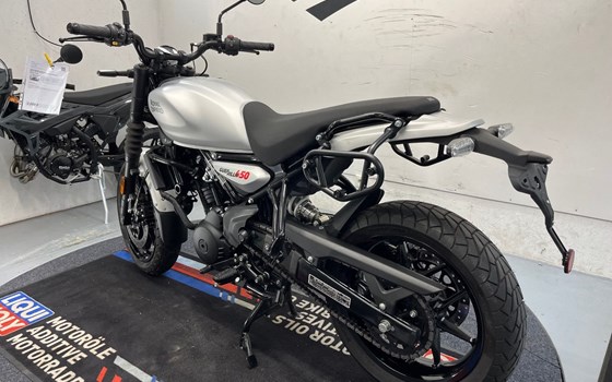 Gebrauchtmotorrad Royal Enfield Guerrilla 450 - Bild 3