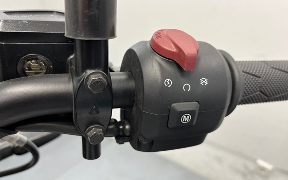 Gebrauchtmotorrad Royal Enfield Guerrilla 450 - Bild 9