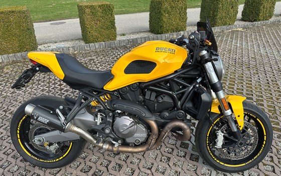 Gebrauchtmotorrad Ducati Monster 821 - Bild 1