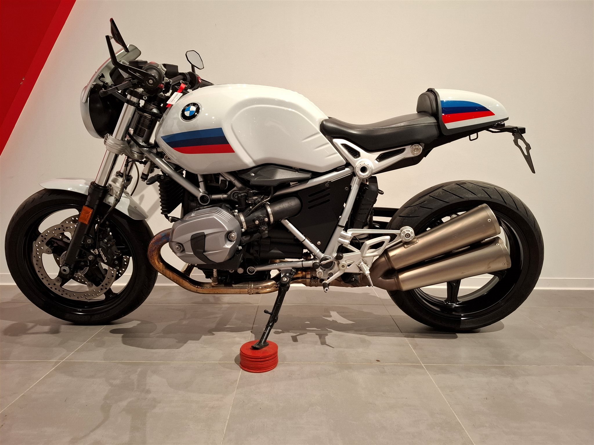 BMW R nineT Racer