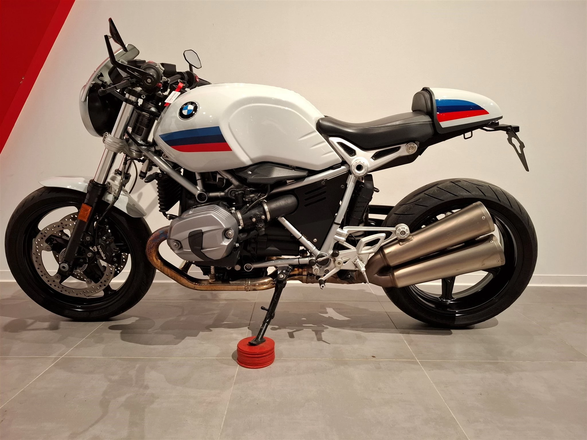 BMW R nineT Racer