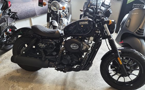 Gebrauchtmotorrad Hyosung GV 300i S Aquila - Bild 1